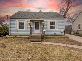 3302 Ellen Ave, Lansing, MI 48910