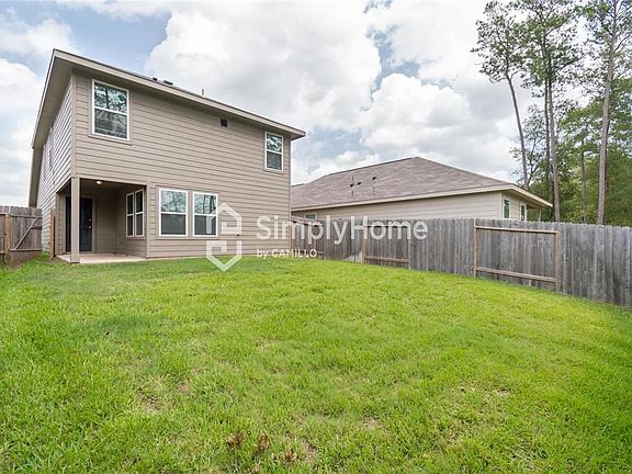 3rd image of 369 N Meadows Dr