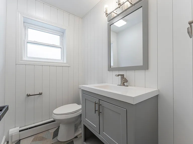 6031 W Addison St #1 — Photo 7