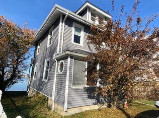 101 Hampton Cir, Hull, MA 02045