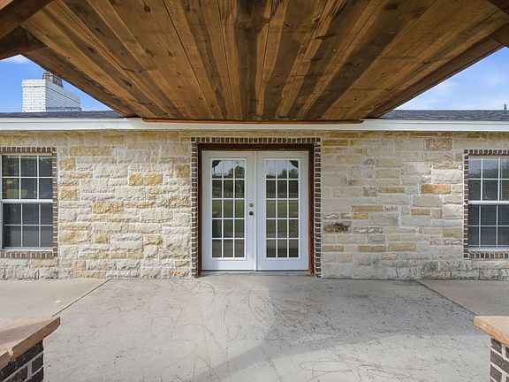 5th image of 748 Rocky Ridge Ln