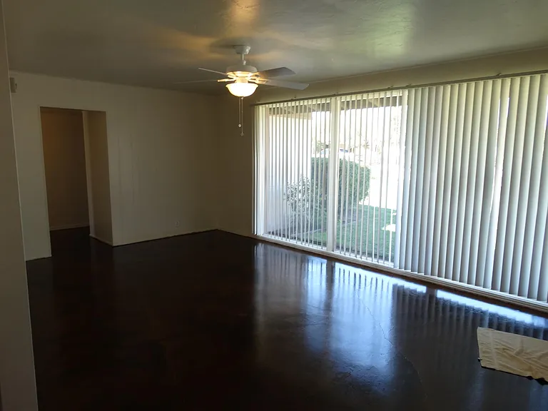 4202 N 5th Ave — Photo 3