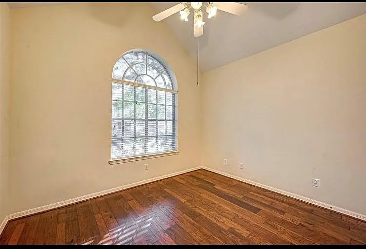 1710 Park Forest Dr — Photo 12