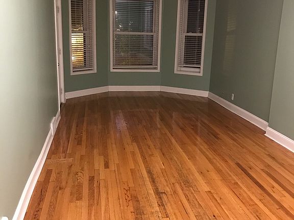 5th image of 3624 N Albany Ave