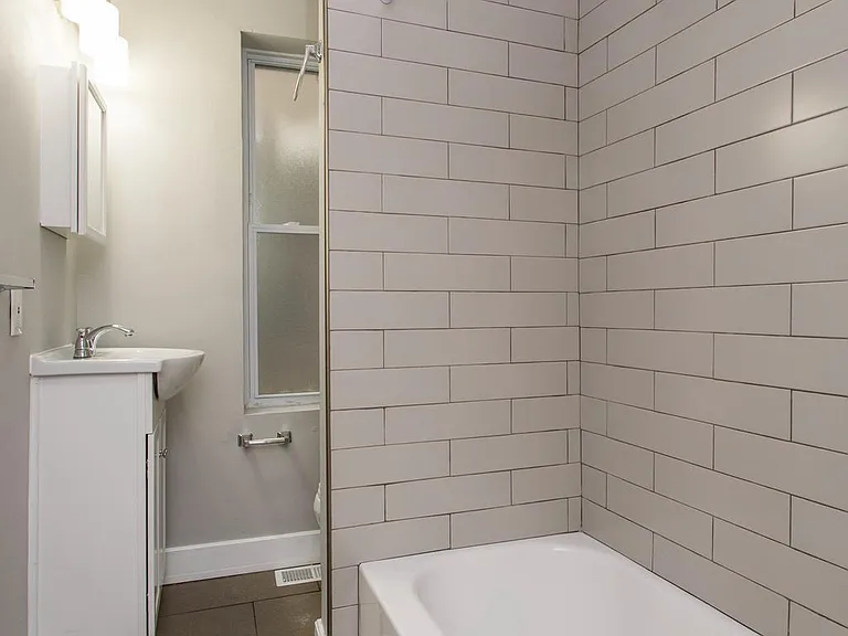 721 S 19th St #1R — Photo 8