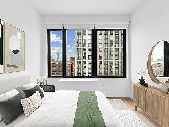 3rd image of 145 Clinton St APT 8N