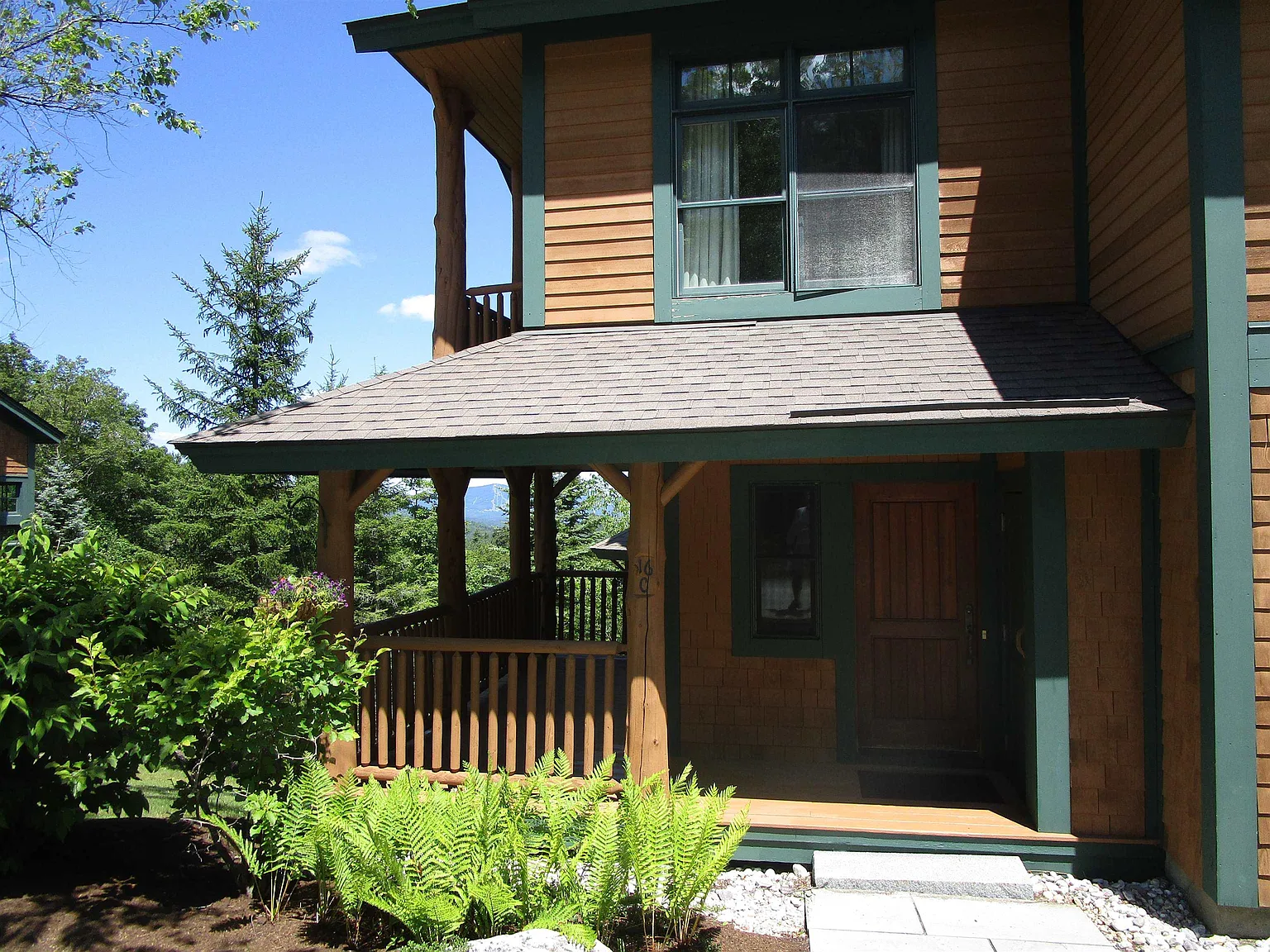 4 bed, 4.0 bath, 2000 sqft, $65,000 — Photo 2