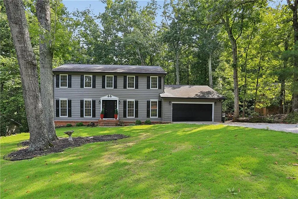 5 bed, 3.5 bath, 2530 sqft, $3,500 — Photo 1
