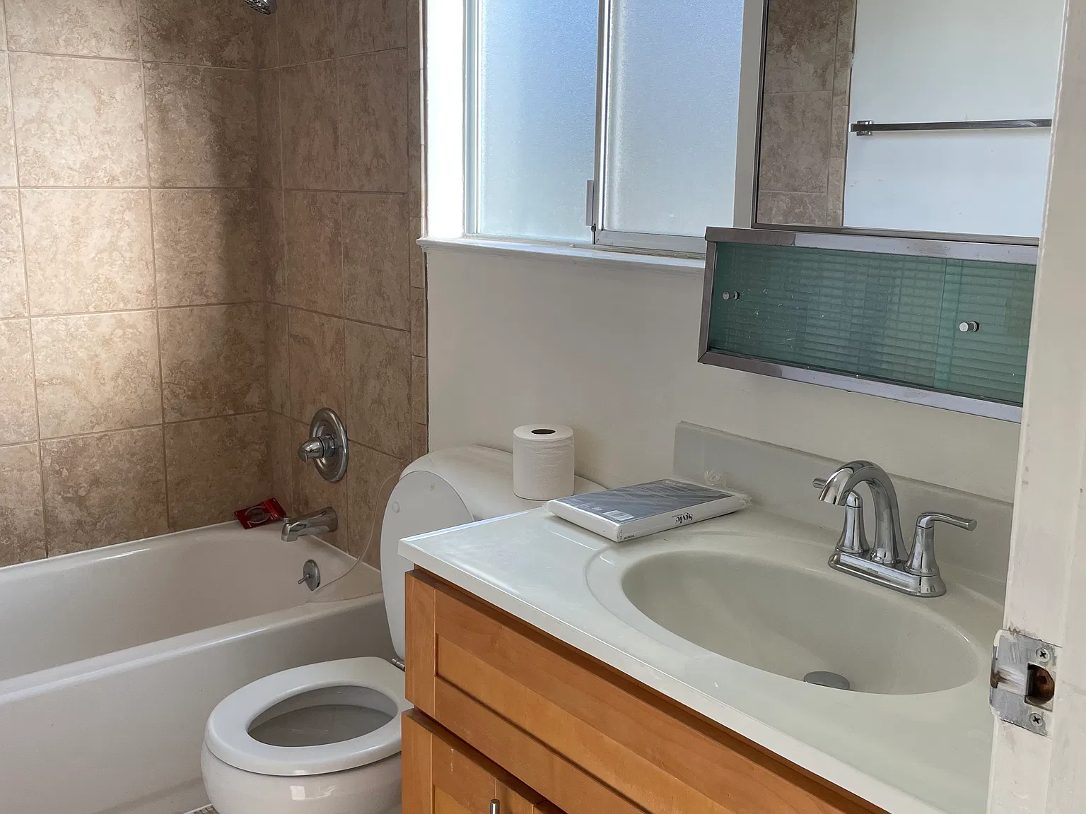 1 bed, $1,800 — Photo 2