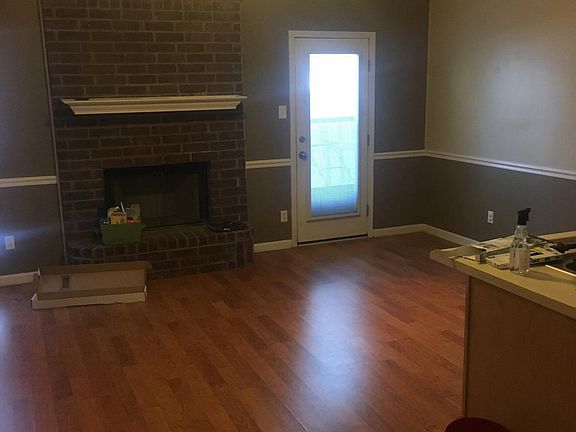 3rd image of 445 Blair Dr