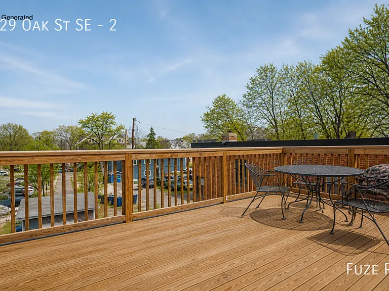 629 Oak St SE #2 — Photo 19