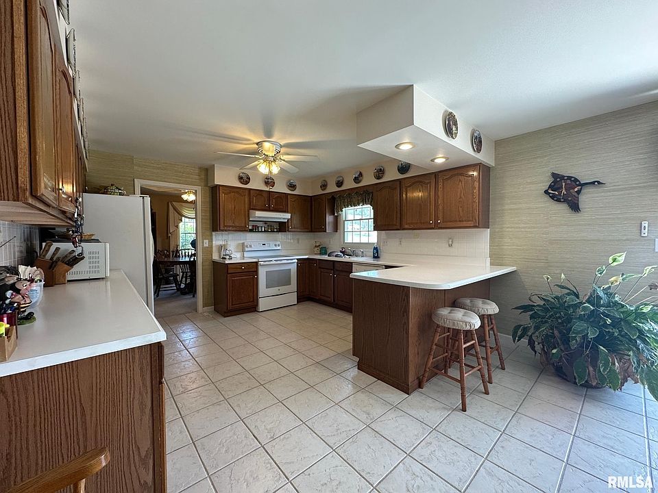 2101 Stillwater Dr, Quincy, IL 62301 Zillow