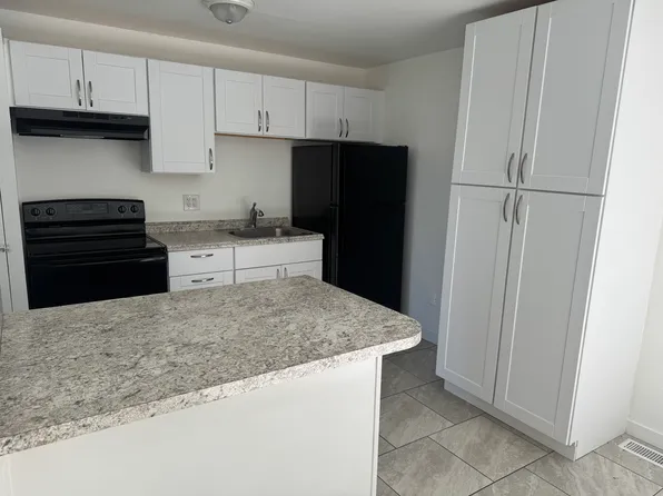 11004 Addison St SW APT 4, Lakewood, WA 98499