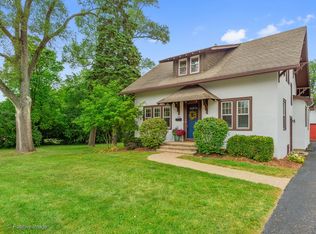 610 Davis St, Downers Grove, IL 60515