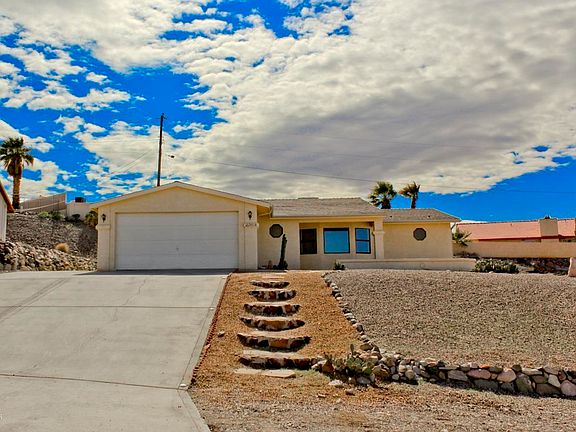 2nd image of 3016 Maracaibo Dr