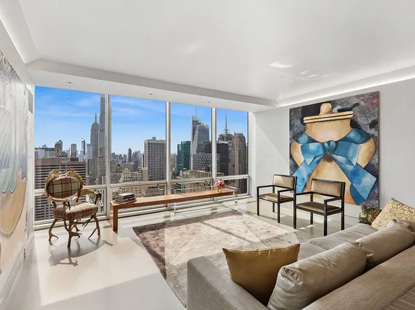 641 5th Ave #42G, New York, NY 10022