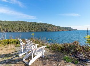 669A Kerr Dr, North Cowichan, BC V9L5Y6