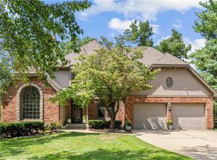 12320 Aberdeen Rd, Leawood, KS 66209