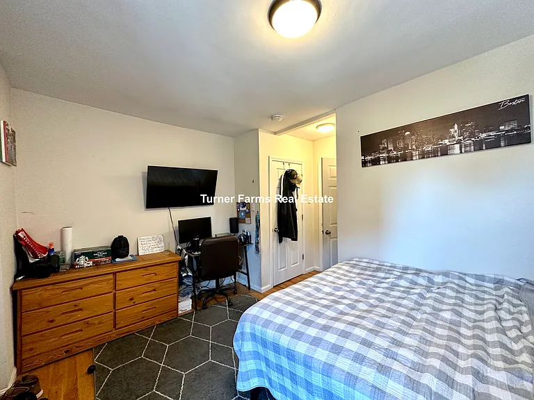 914 Dorchester Ave #3F — Photo 4