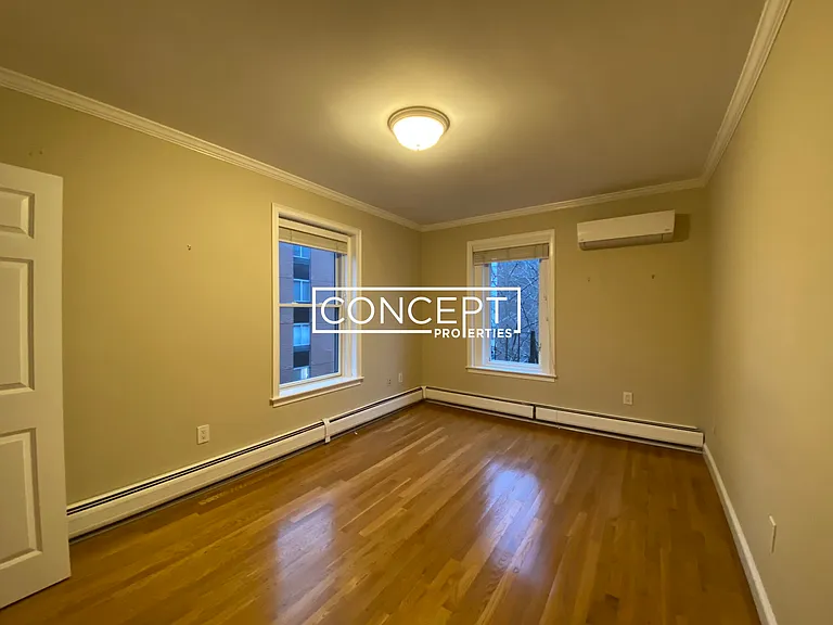 33 Longwood Ave — Photo 10