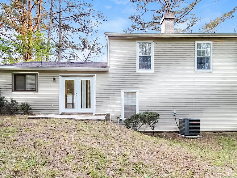 5164 Galbraith Cir — Photo 21