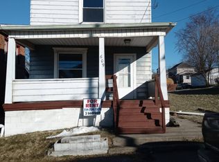 609 Hamilton Ave, Farrell, PA 16121