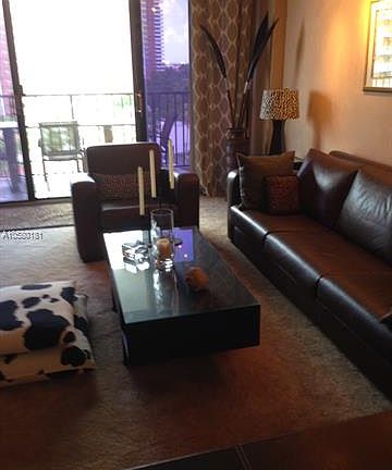 5th image of 1450 Brickell Bay Dr APT 910