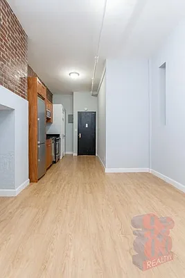 Rented by Centennial Properties NY | media 8