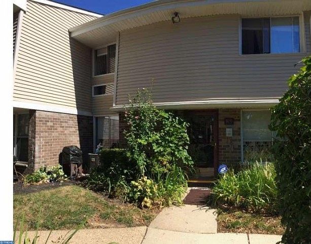 1st image of 3850 Woodhaven Rd Unit 309