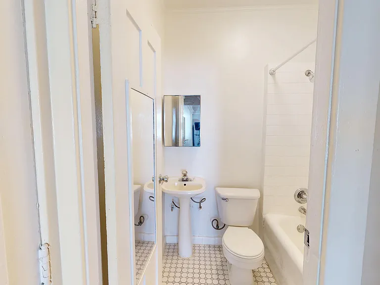 709 Geary Street — Photo 7