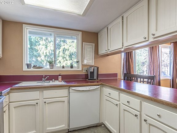 5th image of 14904 NE 7th St