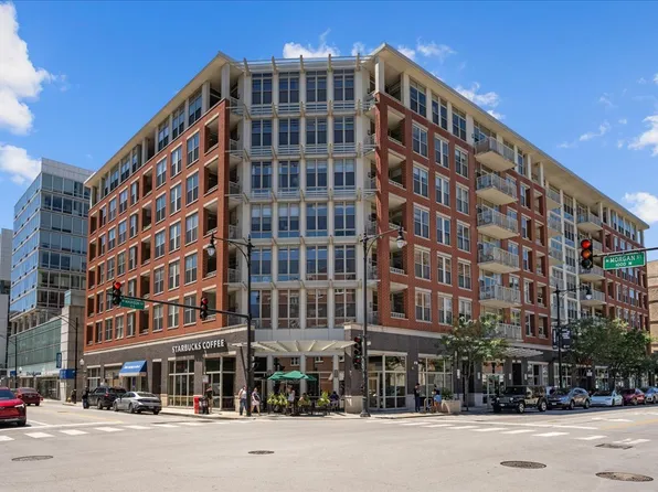 1001 W Madison St APT 510, Chicago, IL 60607
