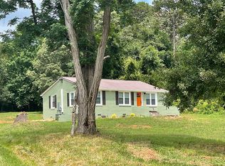 865 Hoffman Rd, Lincolnton, NC 28092