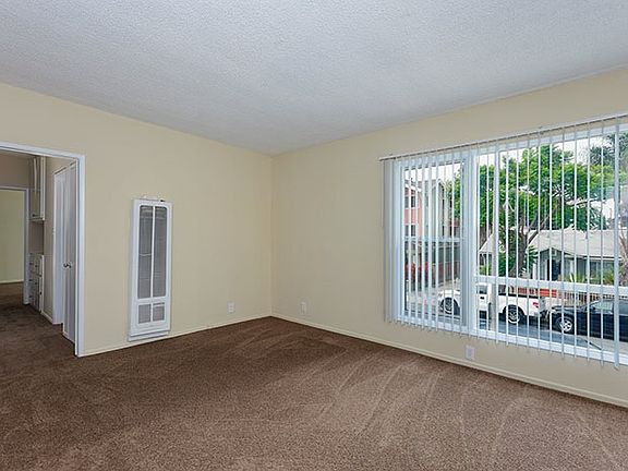 4th image of 1070 Stanley Ave APT 5