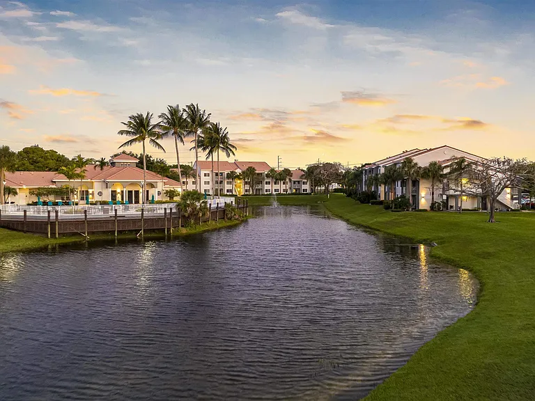 Waters Edge Delray — Photo 42
