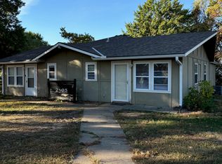 2505 NW Chipman Rd UNIT B, Lees Summit, MO 64081