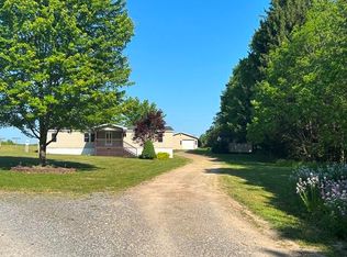 101 Mapleshade Dr, Curwensville, PA 16833