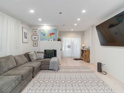 60-15 78th Ave #1, Ridgewood, NY, 11385