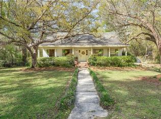 27017 Cloverland Rd, Lacombe, LA 70445