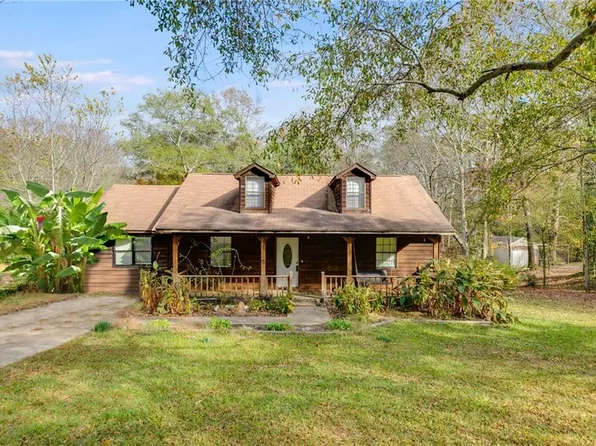 238 1st St, Bowdon, GA 30108