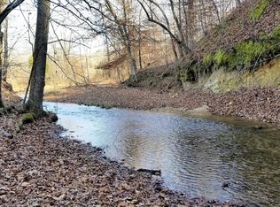 S Toms Creek Road, Linden, TN 37096