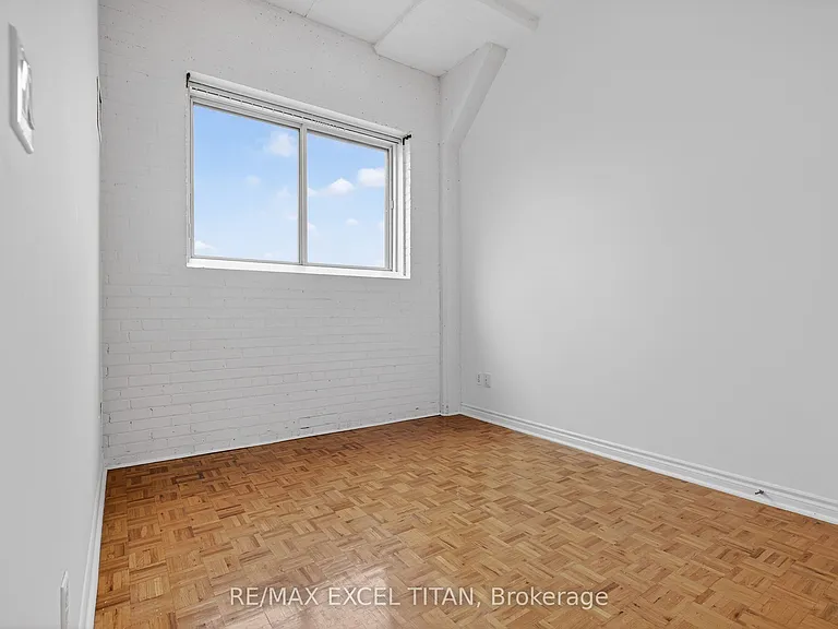 1401 Dupont St #404 — Photo 14