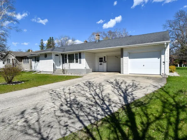 508 Merriam Ave S, Thief River Falls, MN 56701