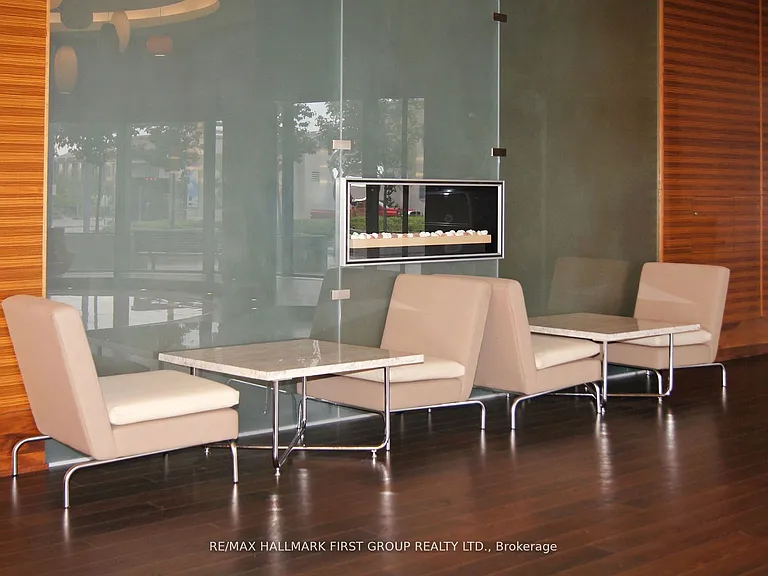 125 Village Green Sq #1409 — Photo 31