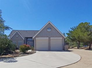 18195 Pitache St, Hesperia, CA 92345