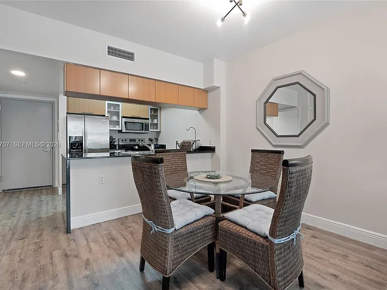1750 N Bayshore Dr #1405 — Photo 14