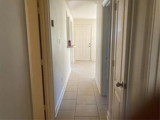2864 Slidell Ave — Photo 10
