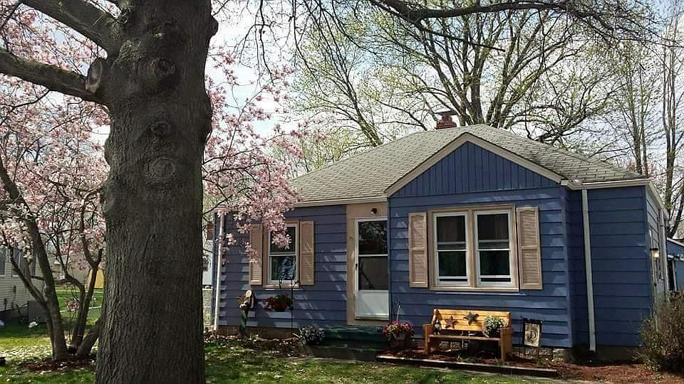 1st image of 2110 Center Ct