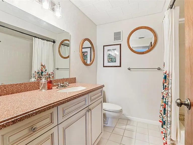 8083 Bayhaven Dr — Photo 18
