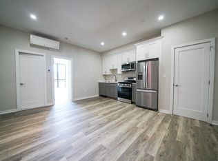 10 Blackwood St #302, Boston, MA 02115